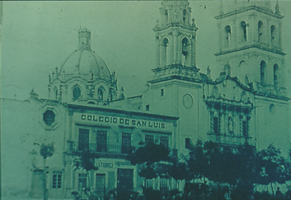 Community gathering in San Luis Potosí