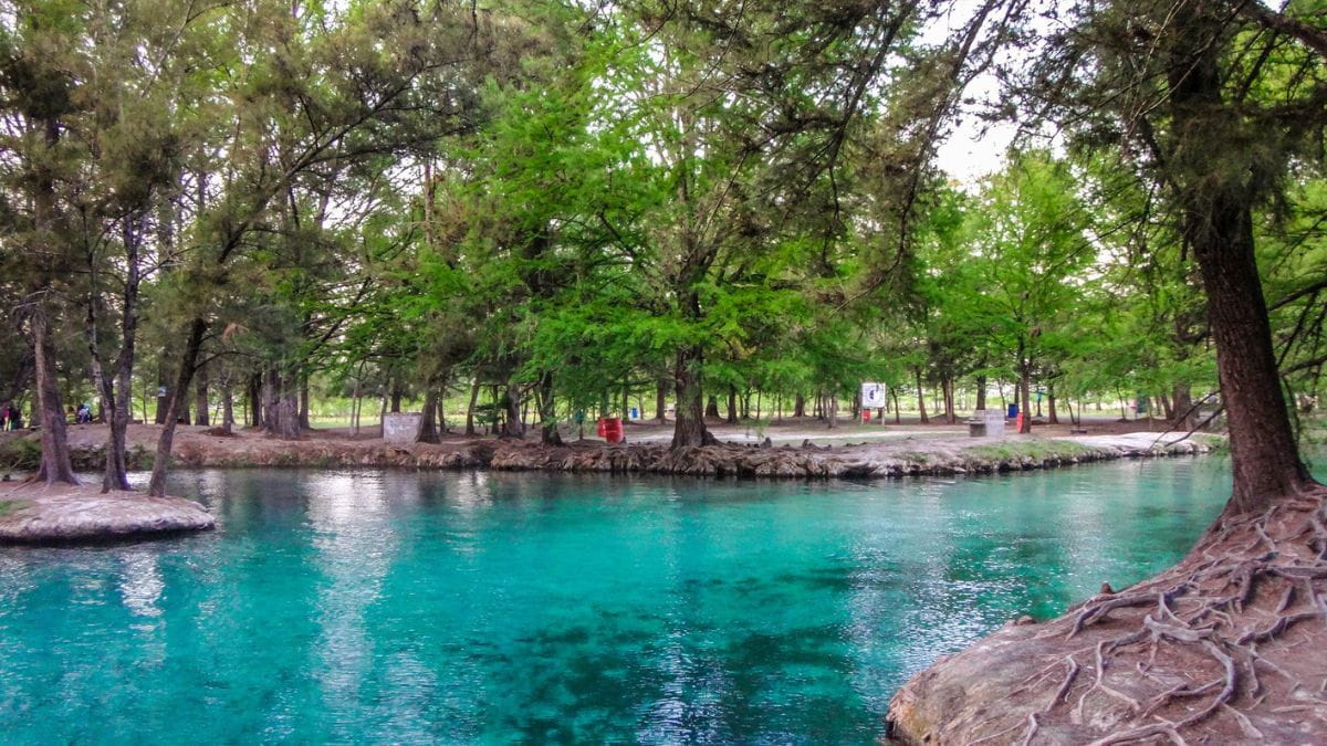 Laguna de la Media Luna